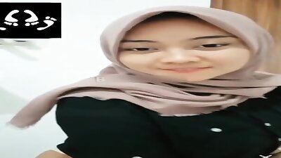Sherly hijab vcs colmek brutal full bugil