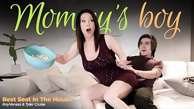 rayveness horny stepmom