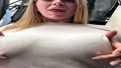 SweetEmily stripchat model live
