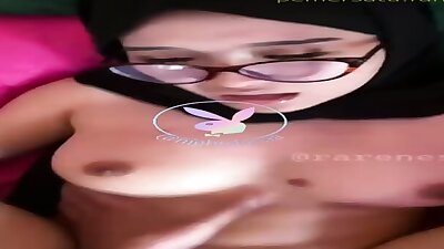 Mahasiswi abg hijab merah 18yo pasuruan full face 13