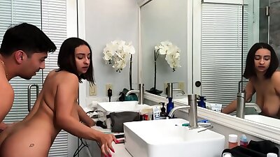 Big Natural Tits Stepsister Fucked While Doing Her Makeup