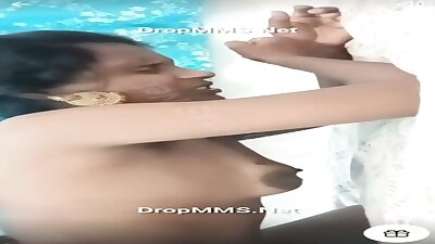 Tamil Sinunguraa Akka Fuck Horny With Her Fanboy  Desi Ansi Bhabhi povdoggystyle