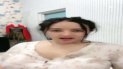 BERLIAN OCHI basahbasahan di kamar mandi Full Httpssidjajanpskmichat