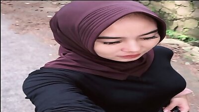 Bokep Indo Gangbang Hijab Tobrut Mabuk Di Gilir 5 Orang