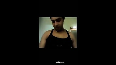 Desi lover fuck his punjabi gf in hotel room viral full xxx video hindi